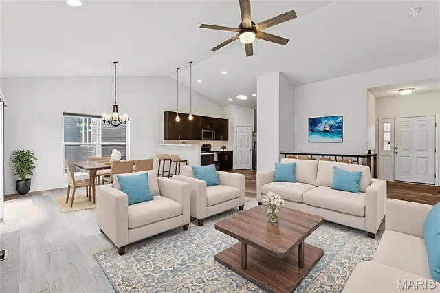 $2,400 | 168 Hidden Bluffs Drive, Lake St. Louis, MO 63367