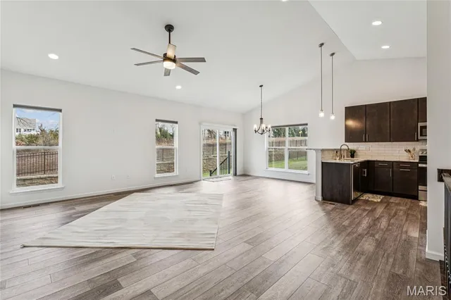 $2,400 | 168 Hidden Bluffs Drive, Lake St. Louis, MO 63367