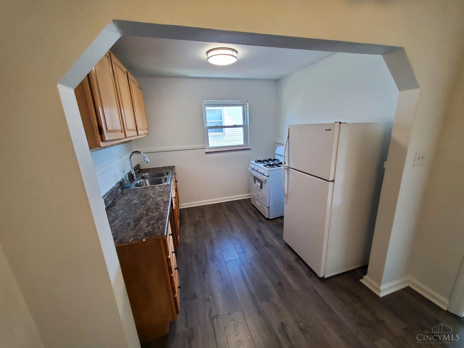 202 Clark Road Reading, OH 45215 - Photo 8 of 26