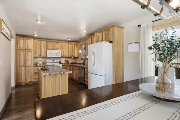 $309,900 | 121 Lake Aire Drive, Chetek, WI 54728
