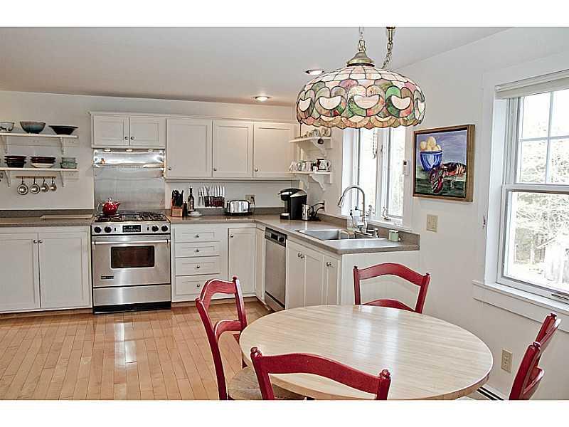 262 Bald Head Road Arrowsic, ME 04530 - Photo 10 of 35 Kitchen.