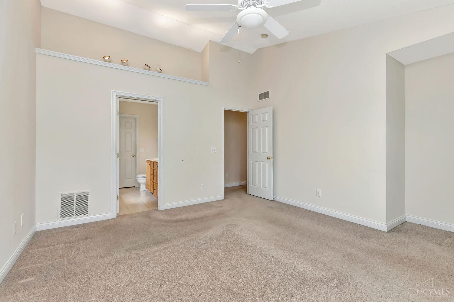 7757 Austin Ridge Drive Cincinnati, OH 45247 - Photo 45 of 55
