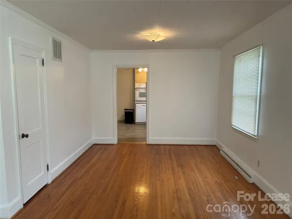 $1,675 | 1020 West Catawba Avenue, Mount Holly, NC 28120