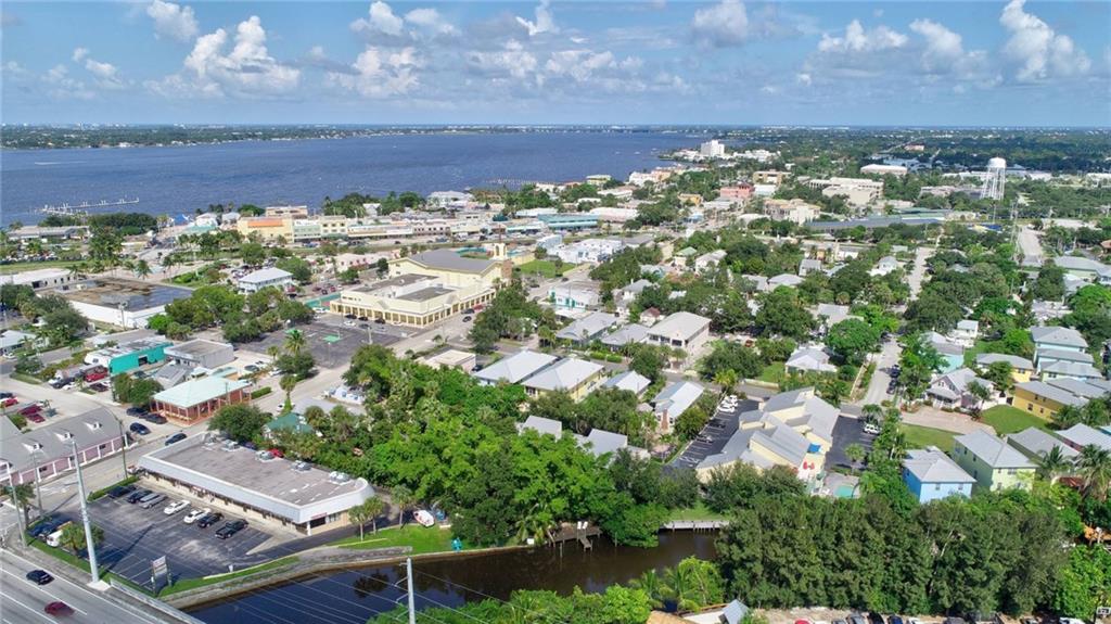428 Southwest Akron Avenue, Unit 1B Stuart, FL 34994 - Photo 46 of 57 Gallery Image 46