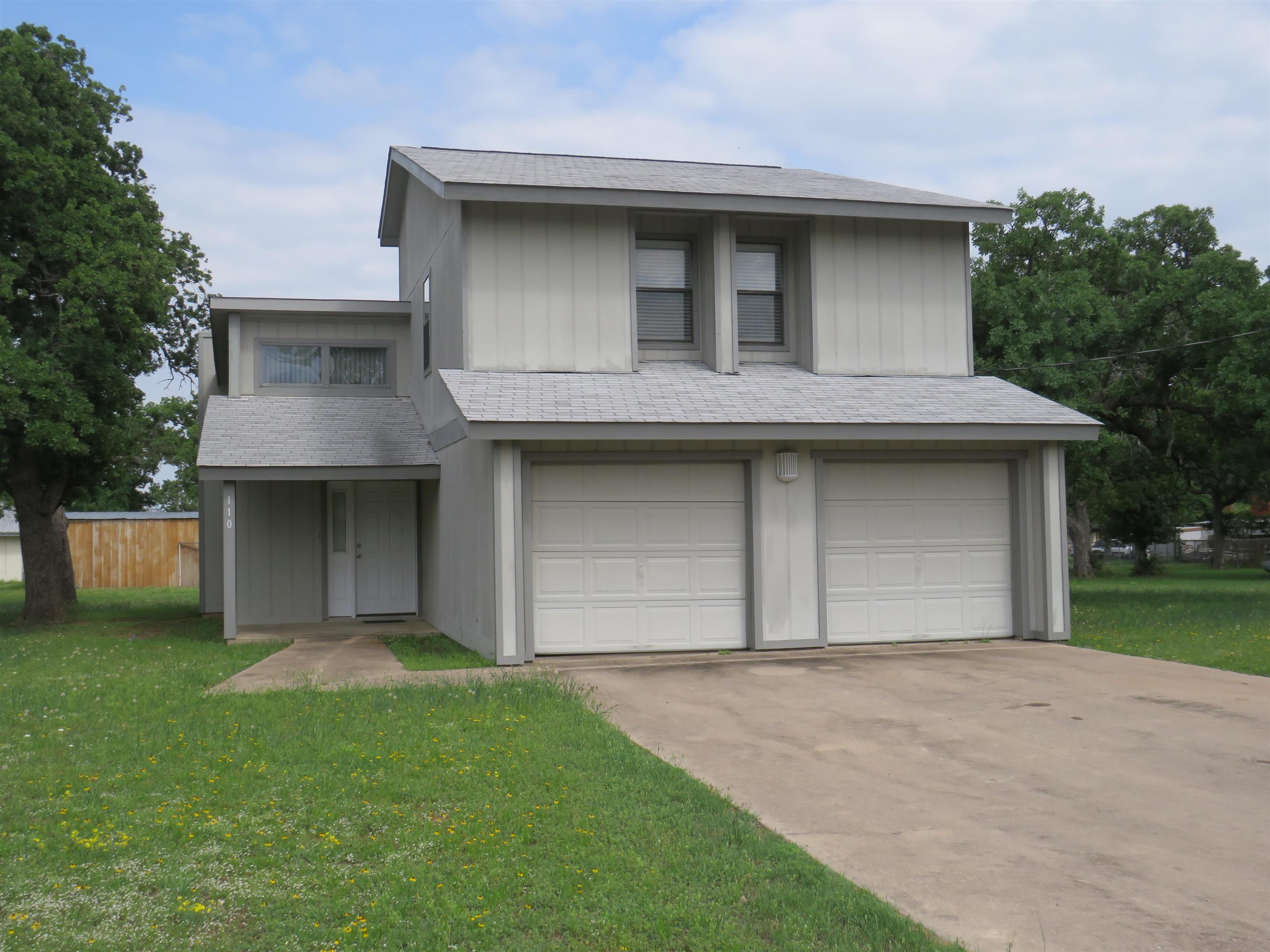 110 North Ridgeview Buchanan Dam, TX 78609 - Photo 1 of 40