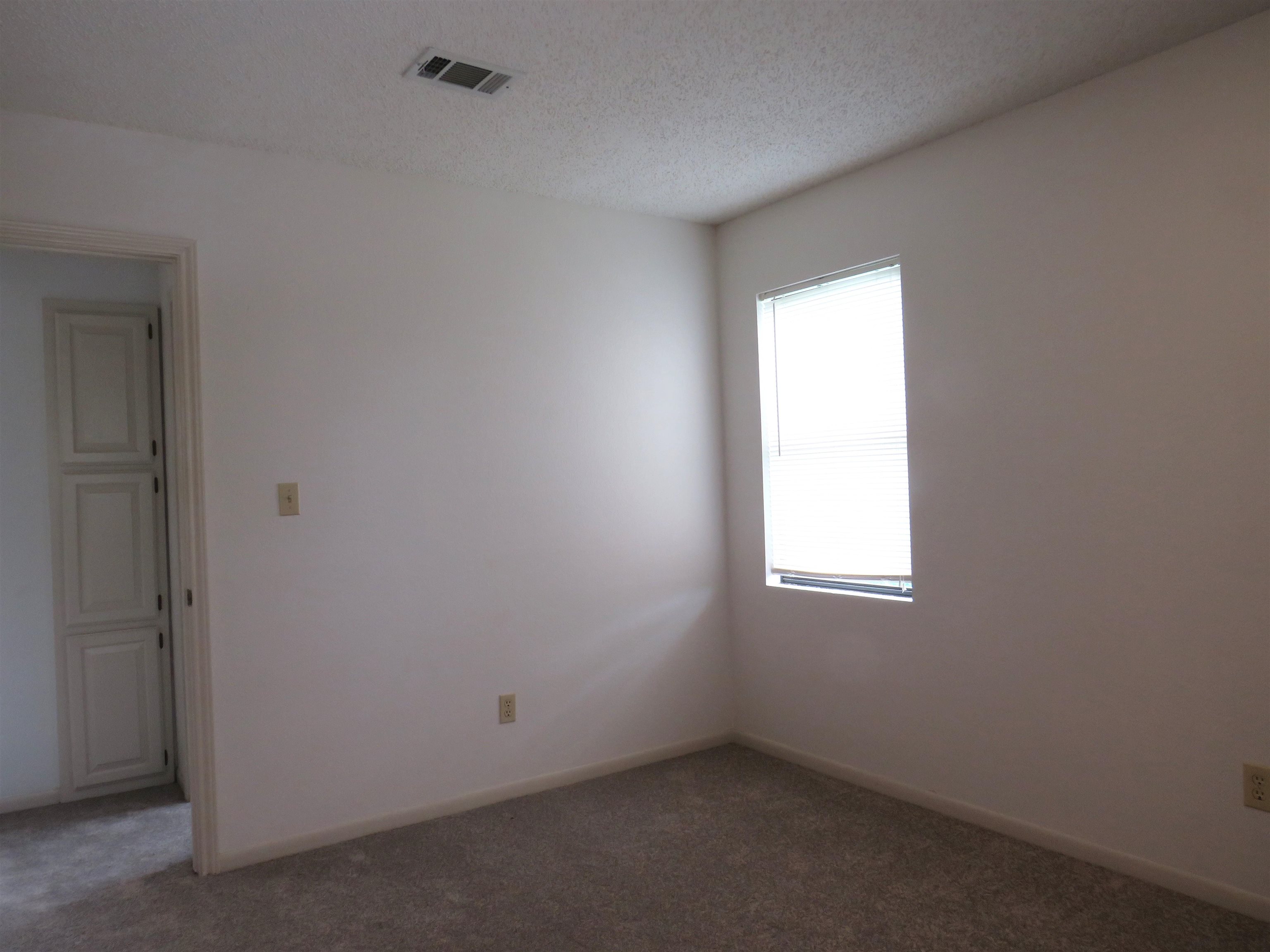 110 North Ridgeview Buchanan Dam, TX 78609 - Photo 31 of 40