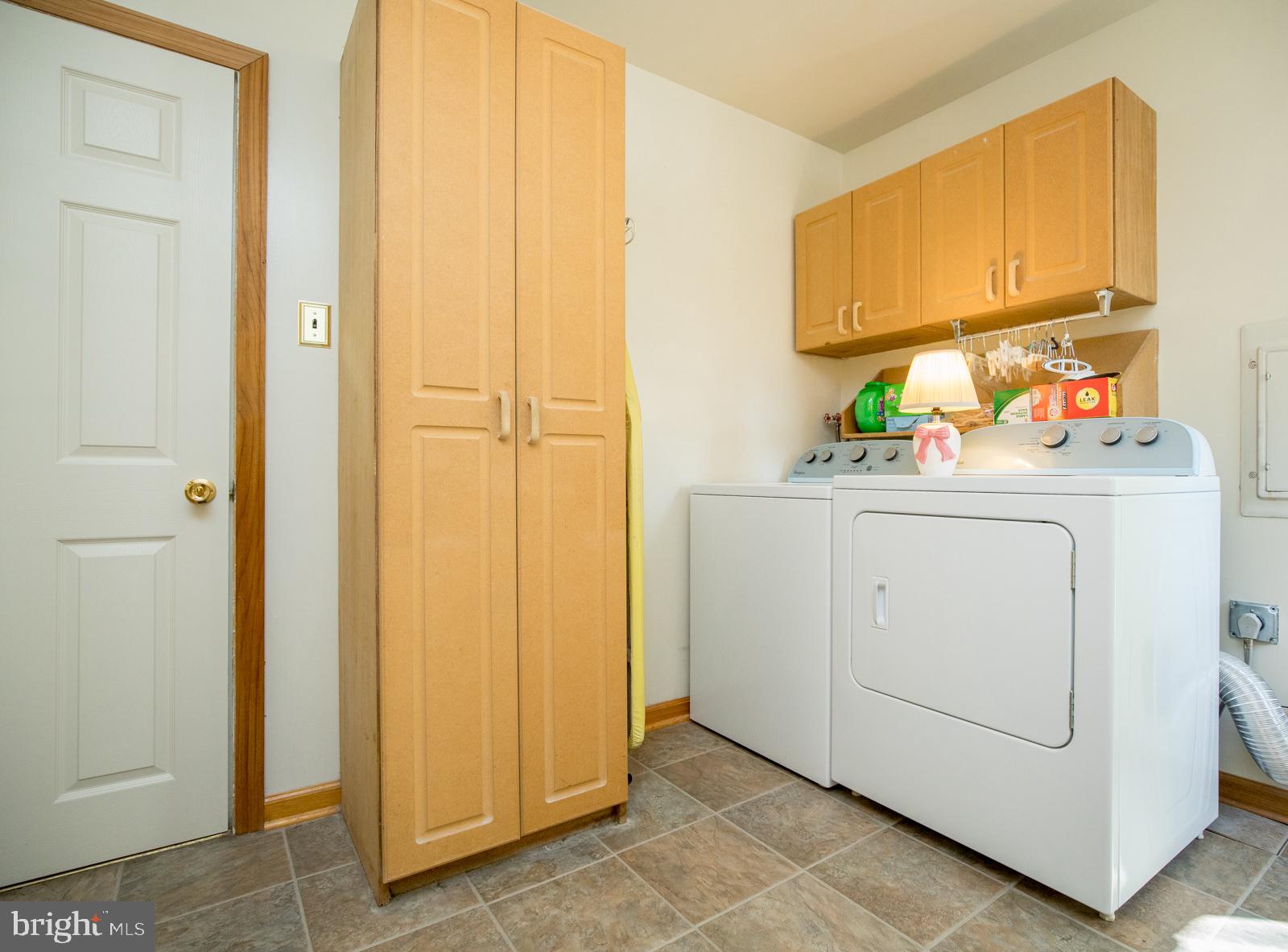 9862 Verree Road Philadelphia, PA 19115 - Photo 20 of 35 Laundry Room