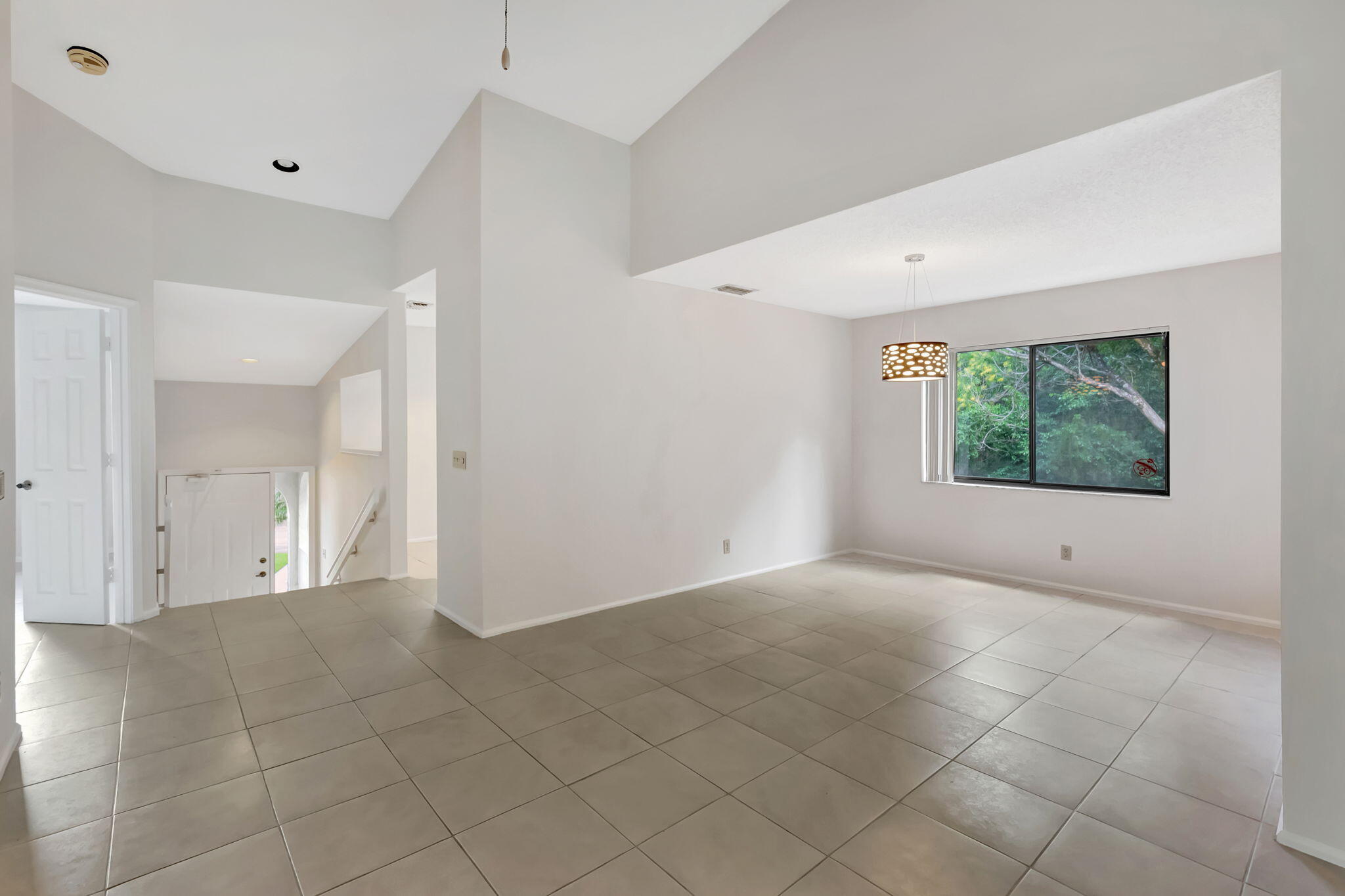 5750 Coach House Circle, Unit E Boca Raton, FL 33486 - Photo 12 of 44 FORMAL DINING ROOM