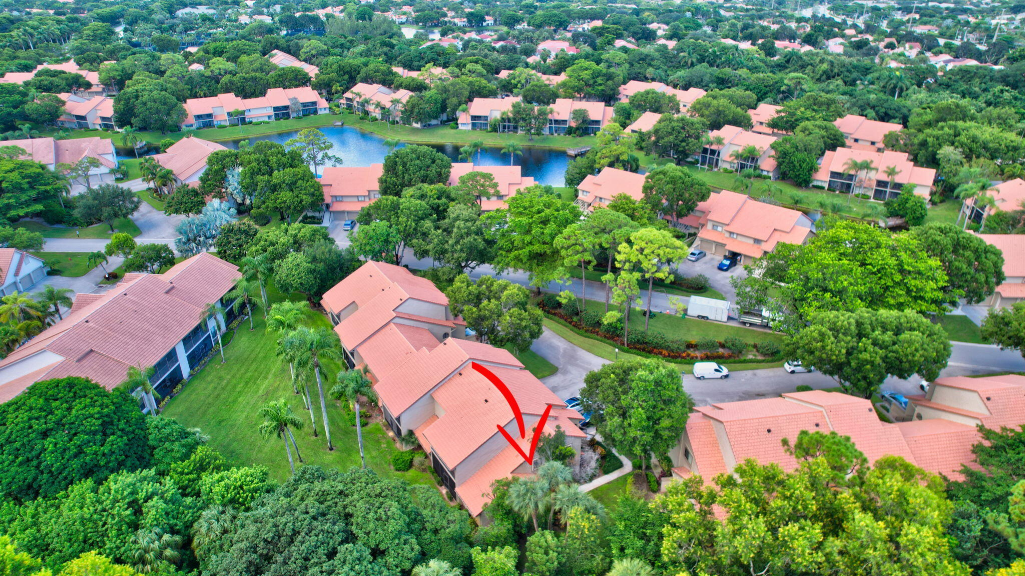 5750 Coach House Circle, Unit E Boca Raton, FL 33486 - Photo 38 of 44 AERIAL