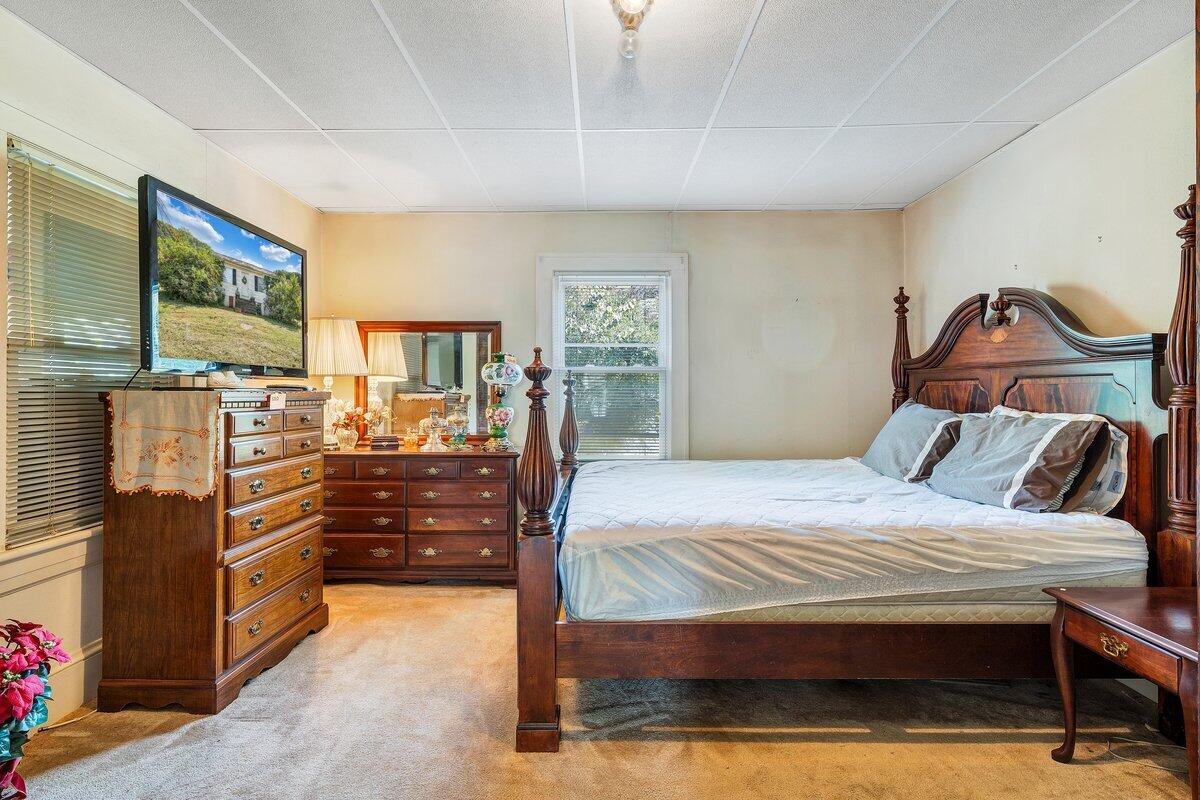 187 W Road Blue Ridge, VA 24064 - Photo 15 of 31 MIB02214