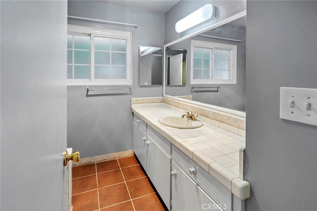 1956 West 231st Street Torrance, CA 90501 - Photo 28 of 41