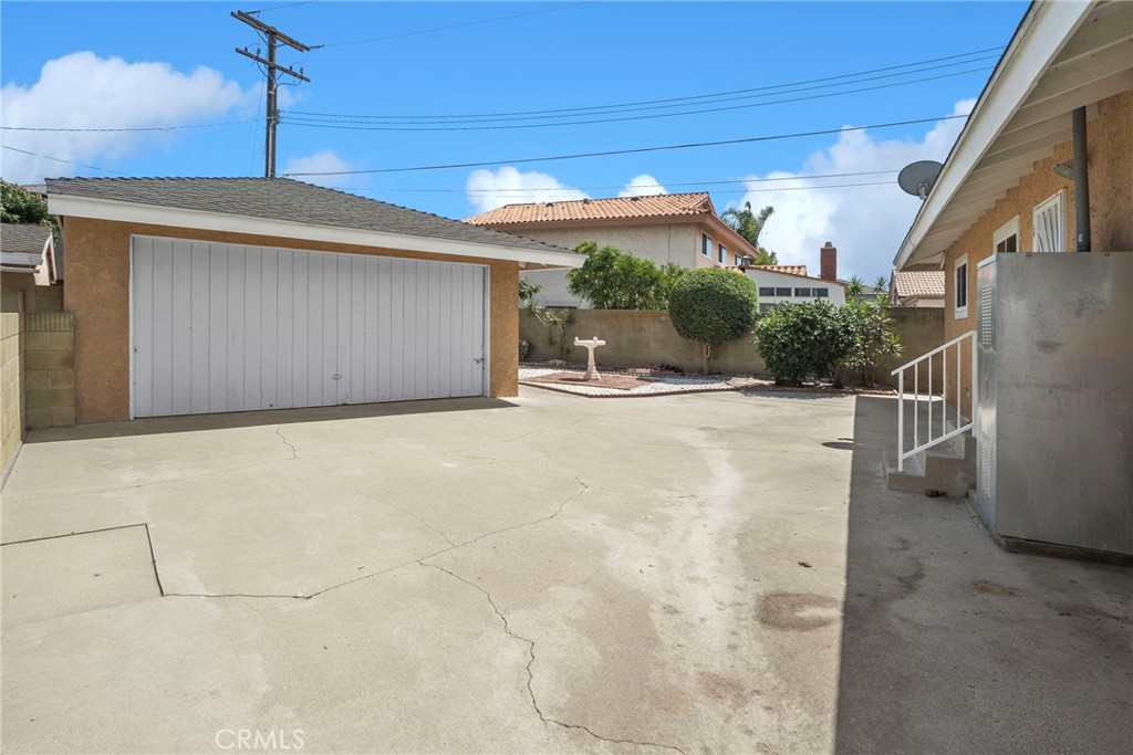 1956 West 231st Street Torrance, CA 90501 - Photo 35 of 41