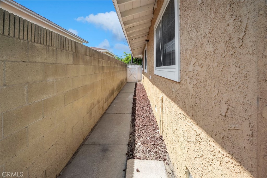 1956 West 231st Street Torrance, CA 90501 - Photo 37 of 41