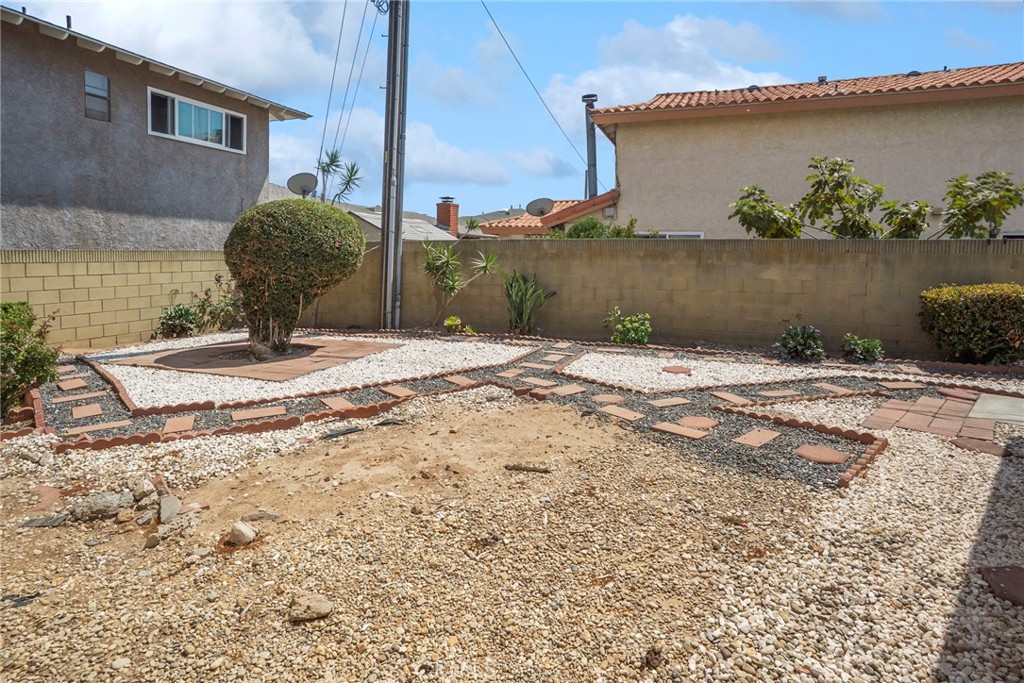 1956 West 231st Street Torrance, CA 90501 - Photo 38 of 41