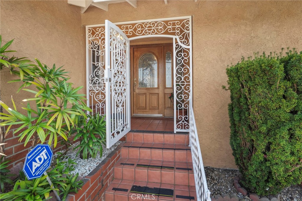 1956 West 231st Street Torrance, CA 90501 - Photo 4 of 41