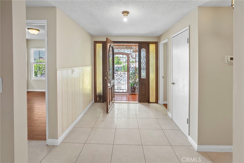 1956 West 231st Street Torrance, CA 90501 - Photo 5 of 41