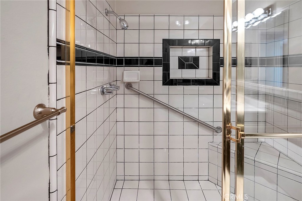 1956 West 231st Street Torrance, CA 90501 - Photo 7 of 41