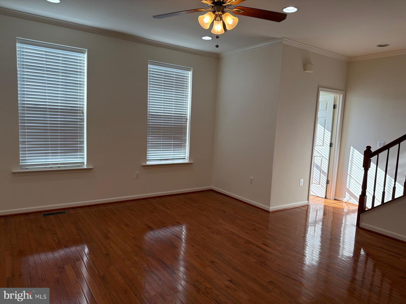 25646 Pleasant Valley Road Chantilly, VA 20152 - Photo 11 of 25