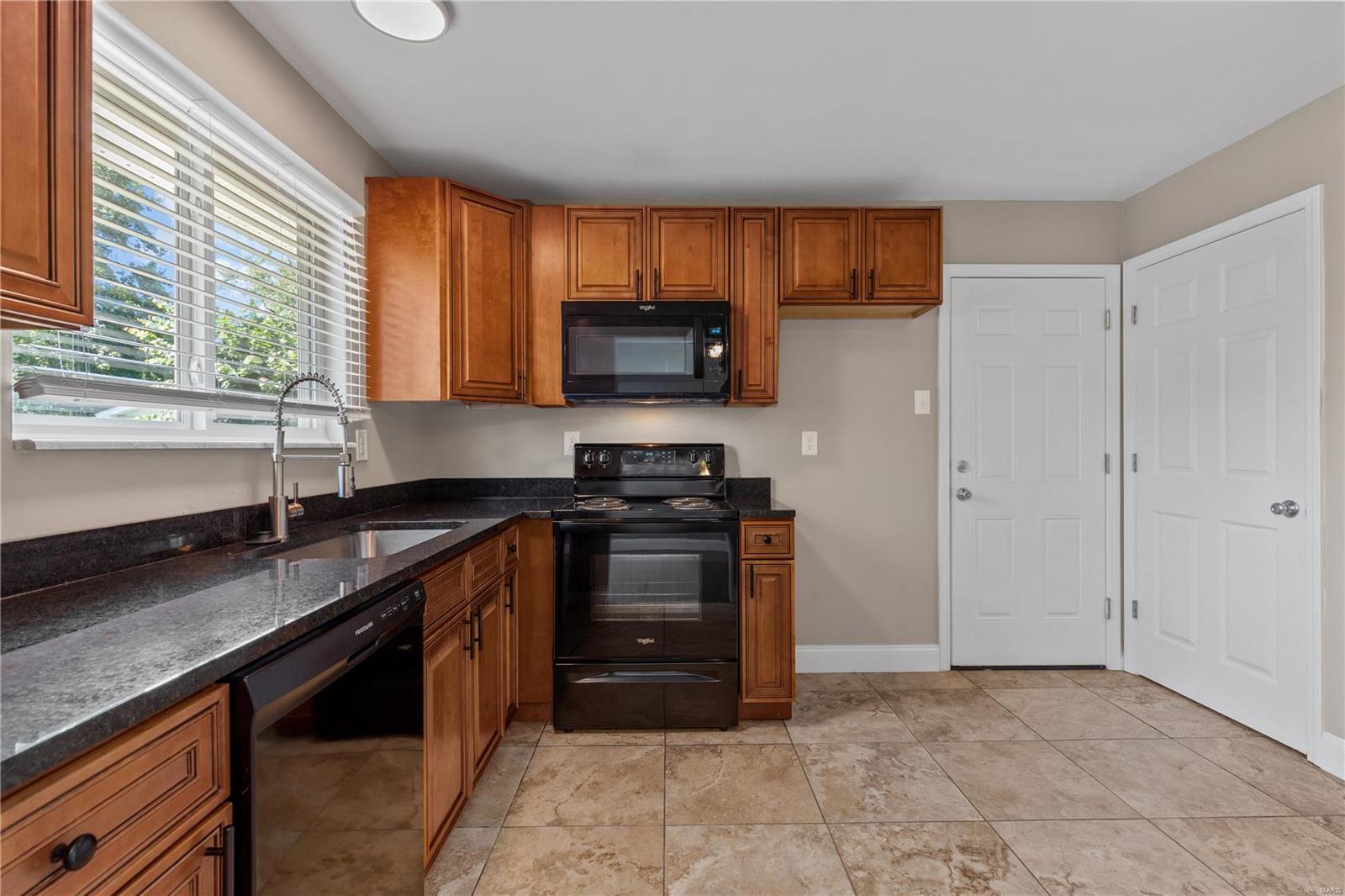 6710 Howdershell Road Hazelwood, MO 63042 - Photo 11 of 22 Gallery Image 11
