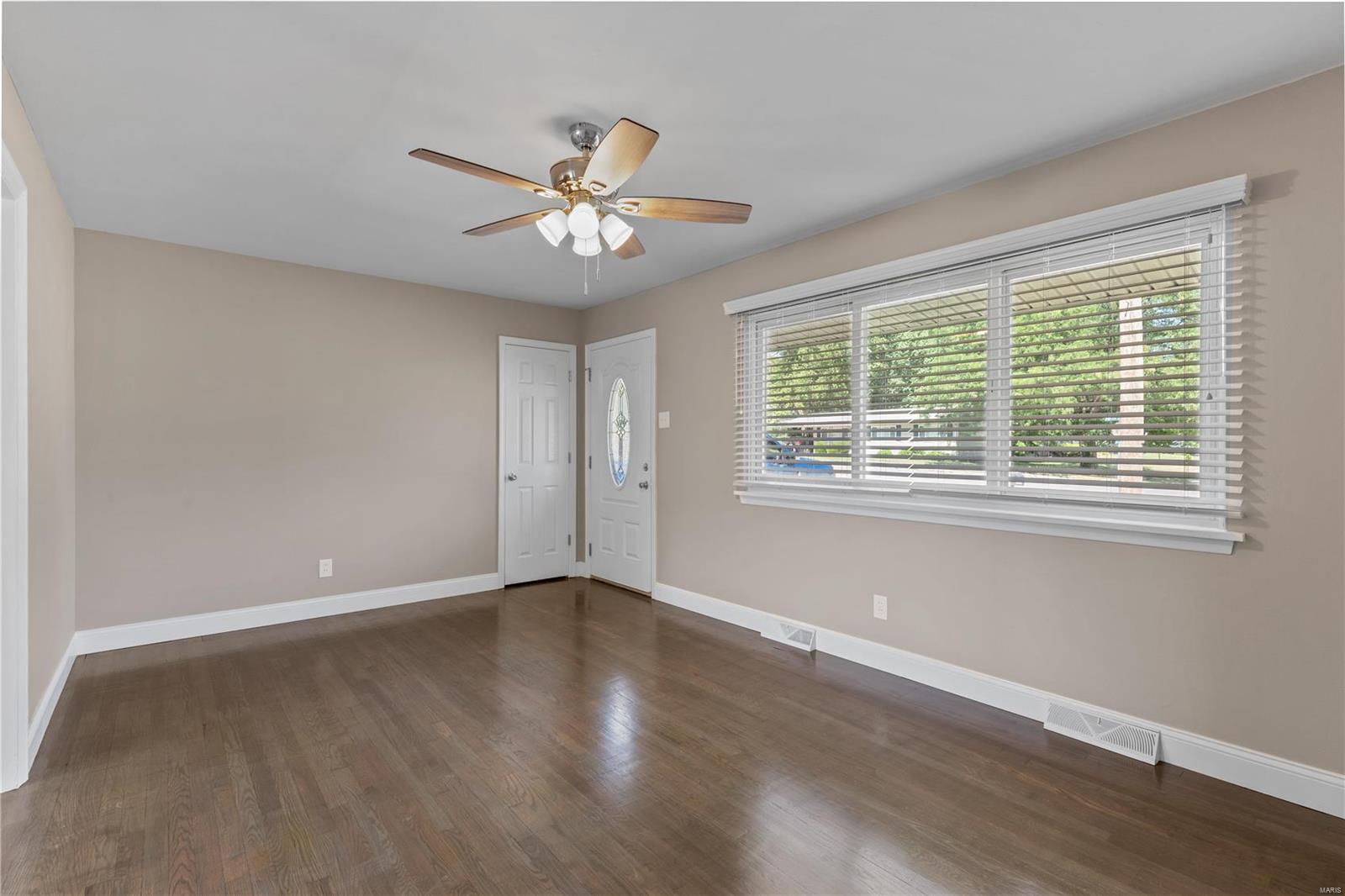 6710 Howdershell Road Hazelwood, MO 63042 - Photo 7 of 22 Gallery Image 7
