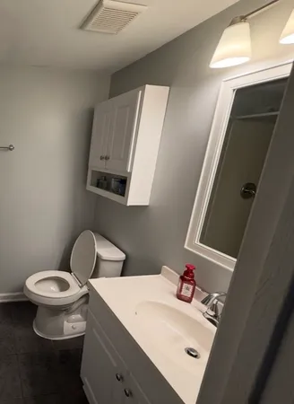 $230,000 | 9950 Shady Lane, Unit 1B, Orland Park, IL 60462