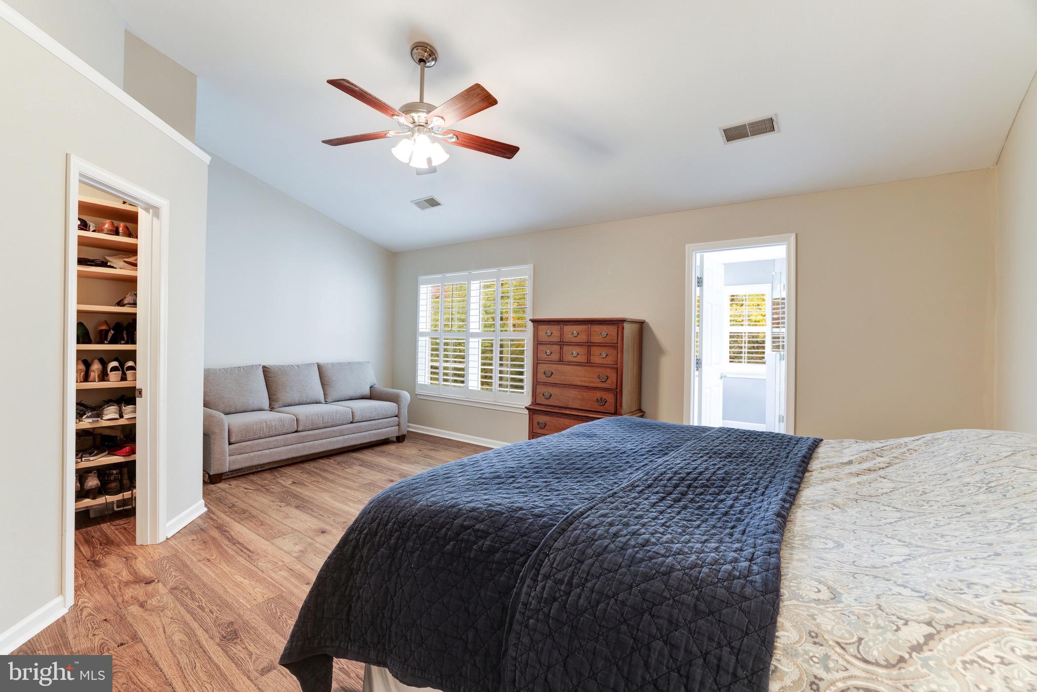 1226 Wild Hawthorn Way Reston, VA 20194 - Photo 28 of 45