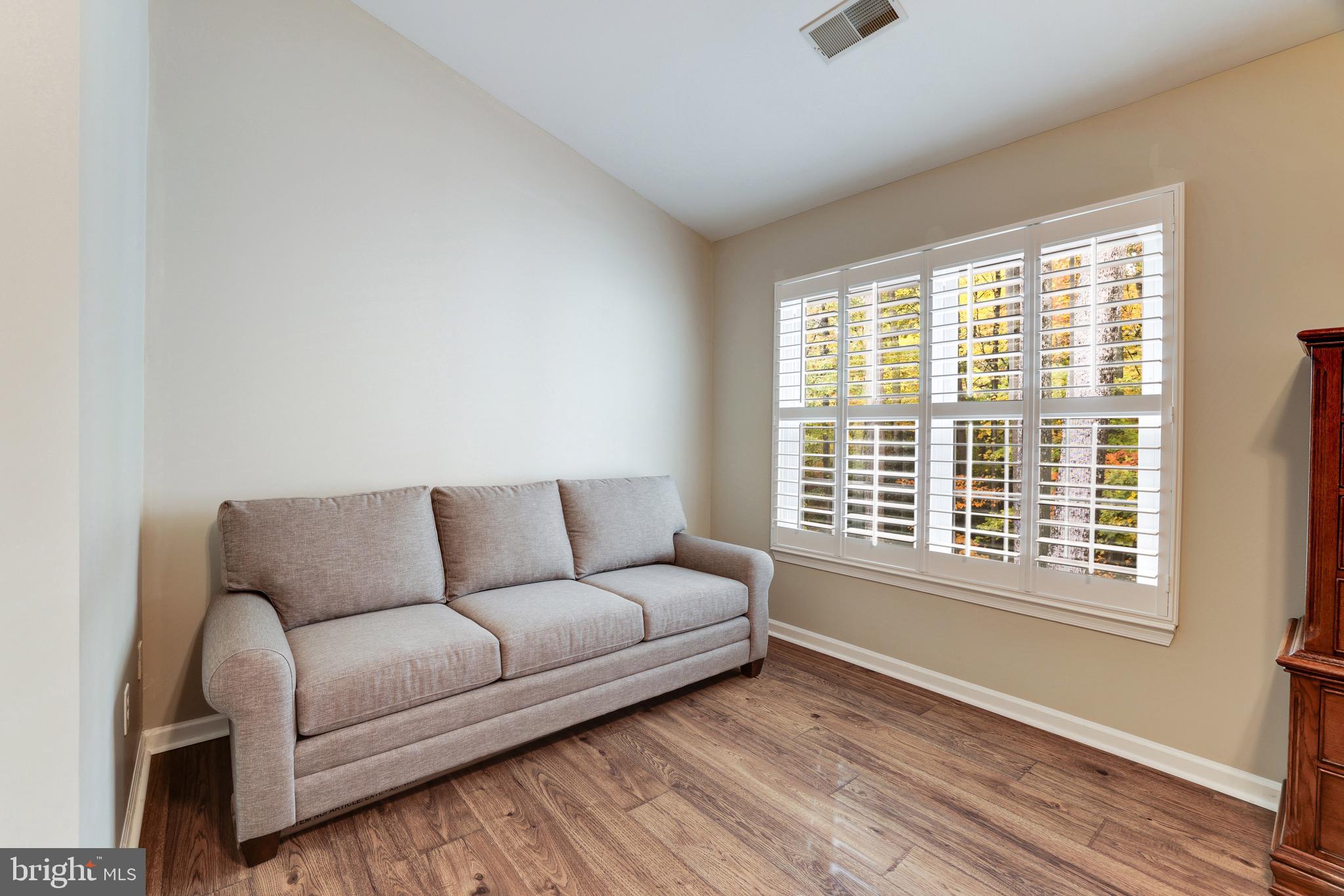 1226 Wild Hawthorn Way Reston, VA 20194 - Photo 29 of 45