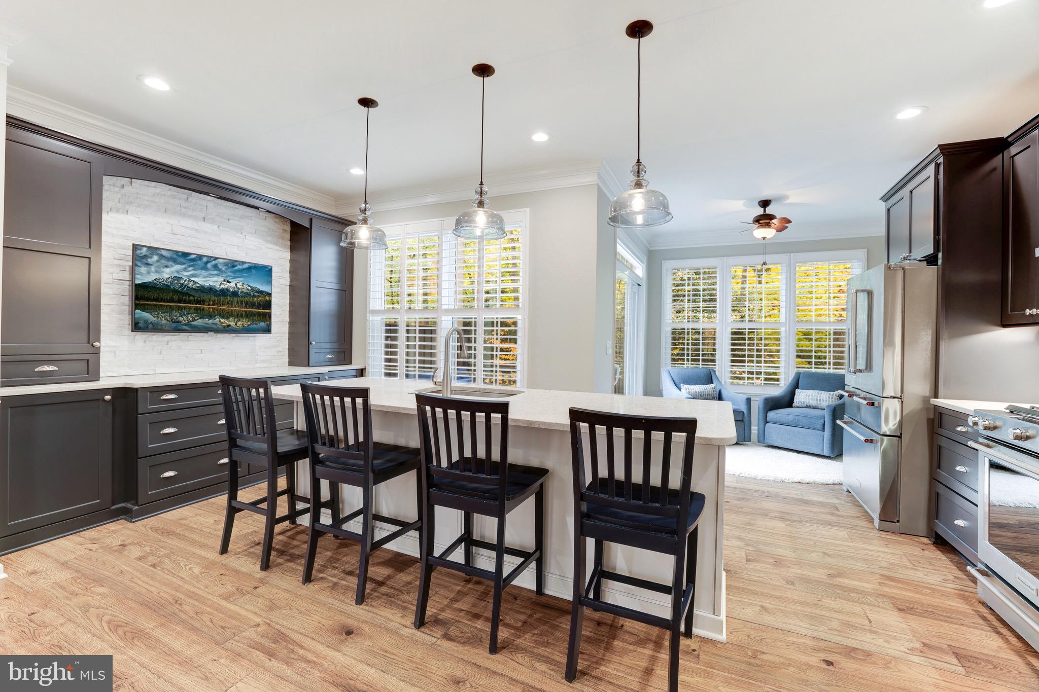 1226 Wild Hawthorn Way Reston, VA 20194 - Photo 4 of 45