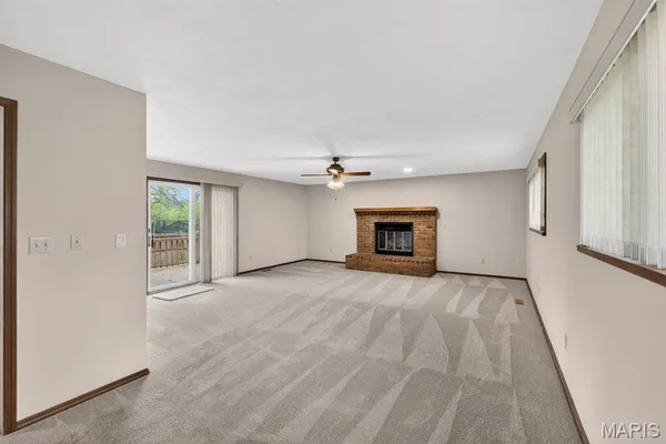 $199,000 | 1430 Arlington Drive, Florissant, MO 63033