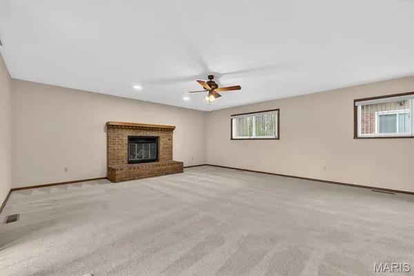$199,000 | 1430 Arlington Drive, Florissant, MO 63033