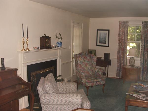 24 Wildon Road Wellesley, MA 02482 - Photo 4 of 14