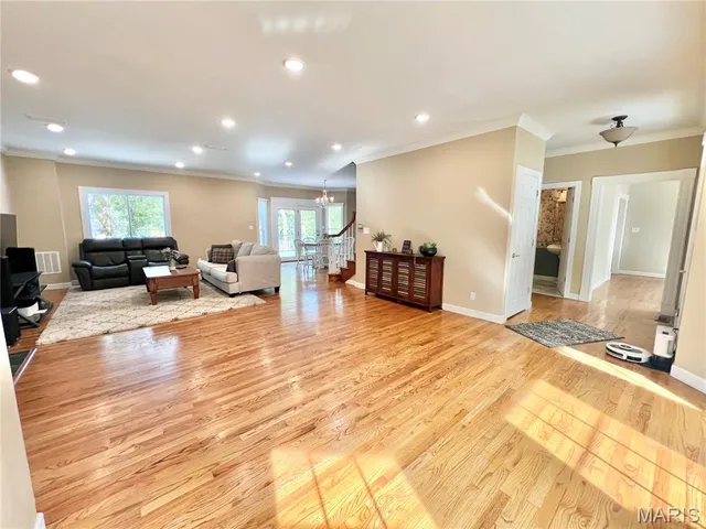 $640,000 | 23891 Wild Horse Farms Road, Warrenton, MO 63383