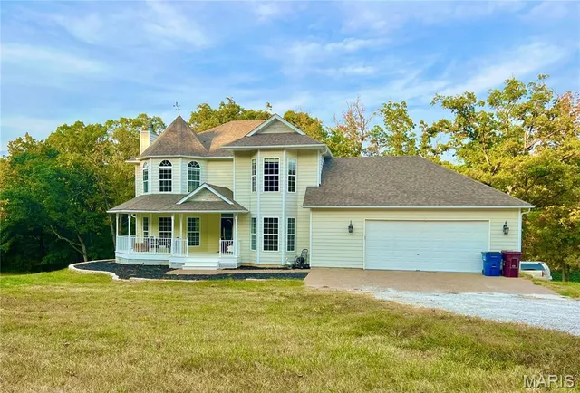 $640,000 | 23891 Wild Horse Farms Road, Warrenton, MO 63383