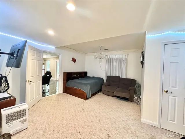 $640,000 | 23891 Wild Horse Farms Road, Warrenton, MO 63383