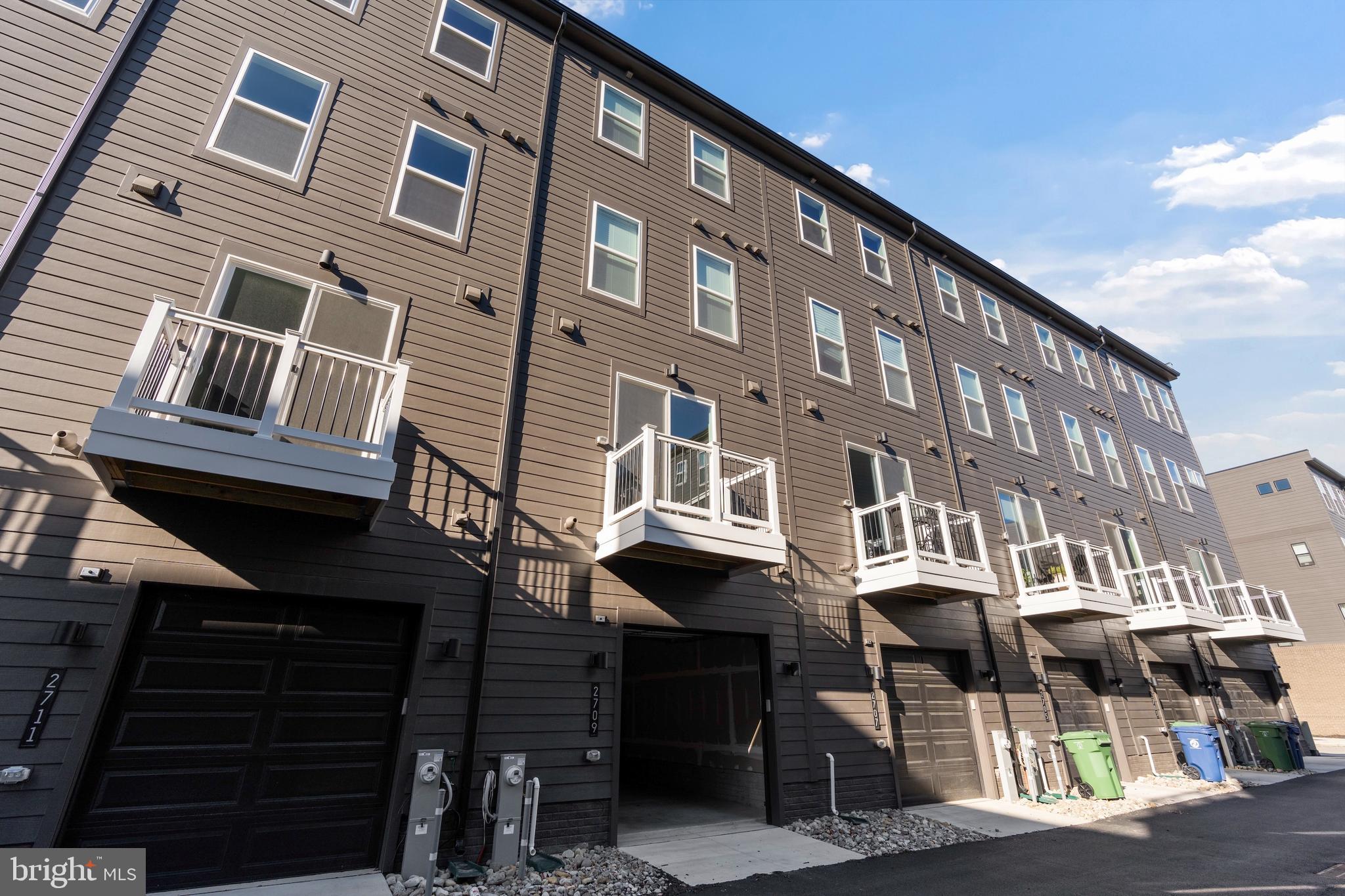 2709 Light Street Baltimore, MD 21230 - Photo 2 of 59