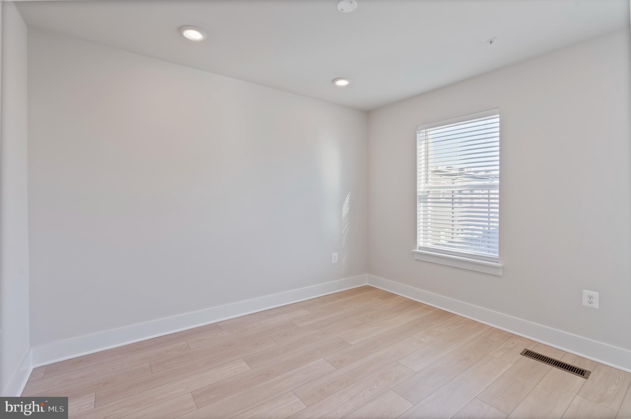 2709 Light Street Baltimore, MD 21230 - Photo 34 of 59