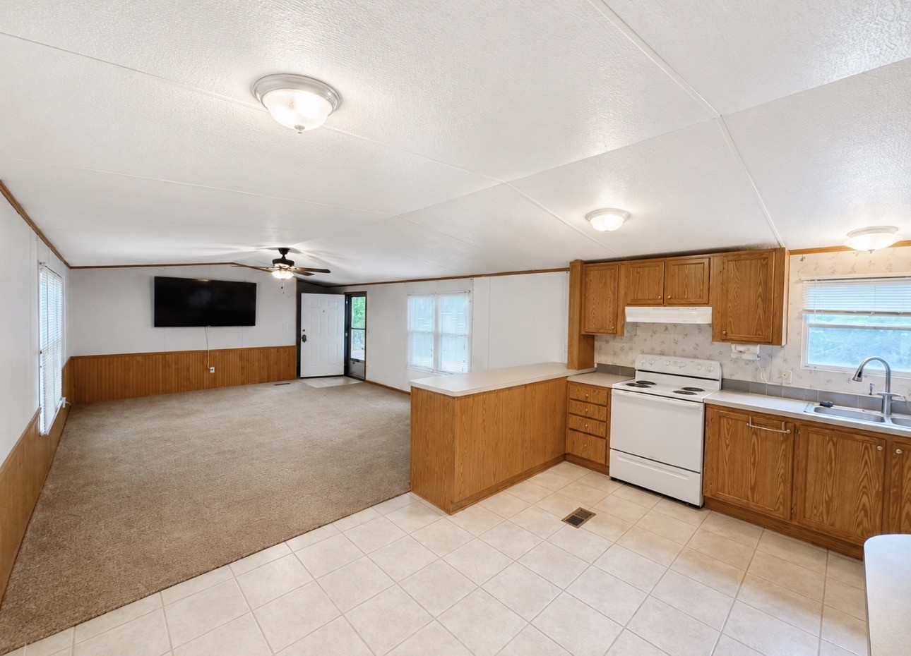 1865 McWhorter Road Cunningham, TN 37052 - Photo 5 of 22