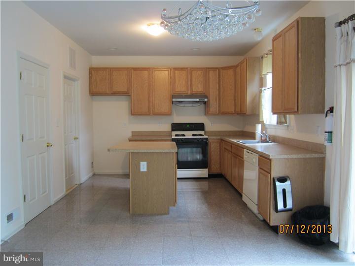 10 Log Cabin Road Sicklerville, NJ 08081 - Photo 6 of 24 Kitchen