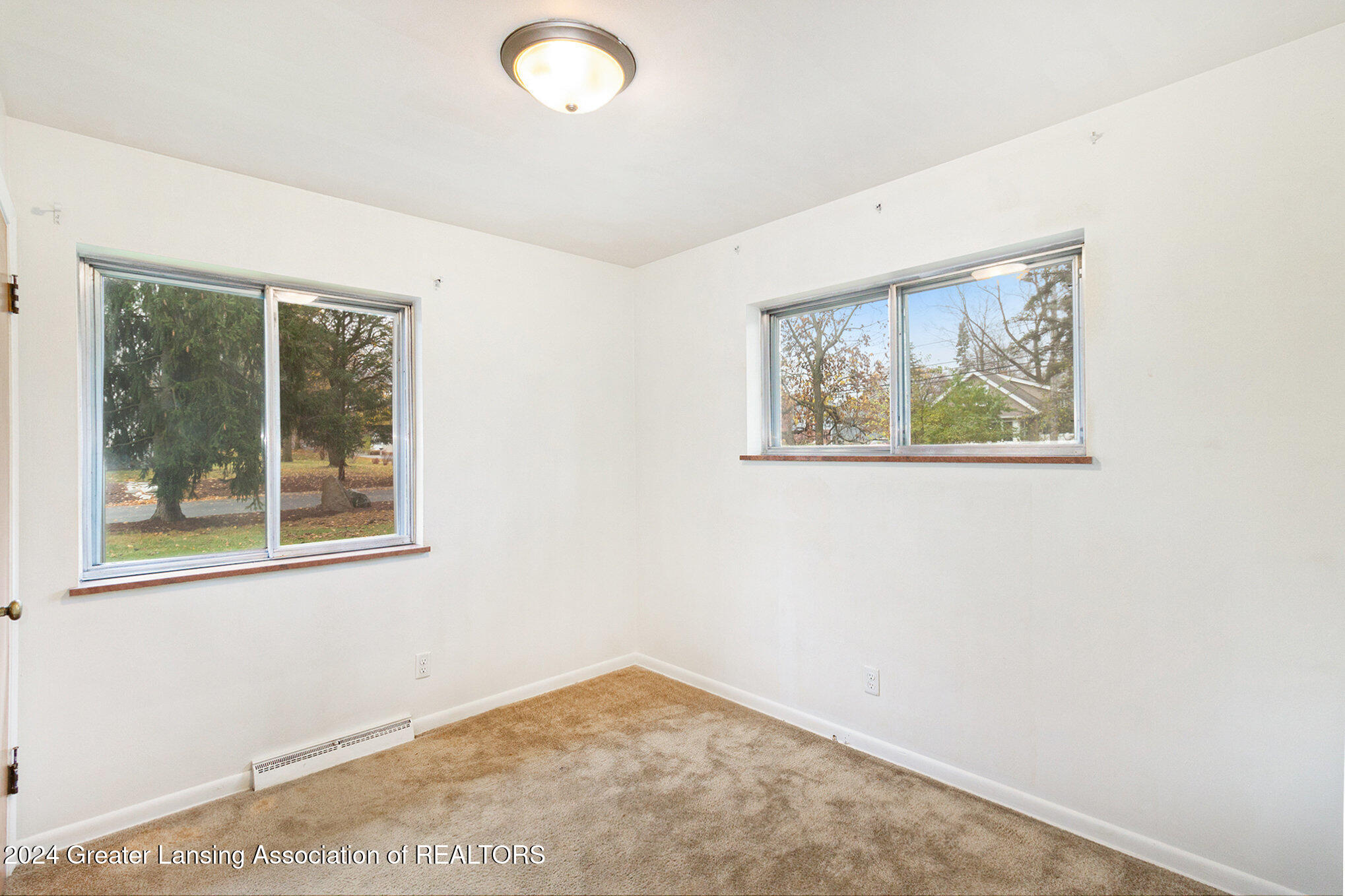 2411 Forest Road Lansing, MI 48910 - Photo 14 of 26 13