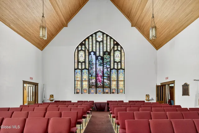 $2,000,000 | 585 Central Avenue, Albany, NY 12206