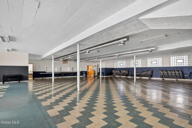 $2,000,000 | 585 Central Avenue, Albany, NY 12206