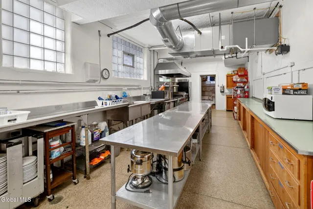 $2,000,000 | 585 Central Avenue, Albany, NY 12206