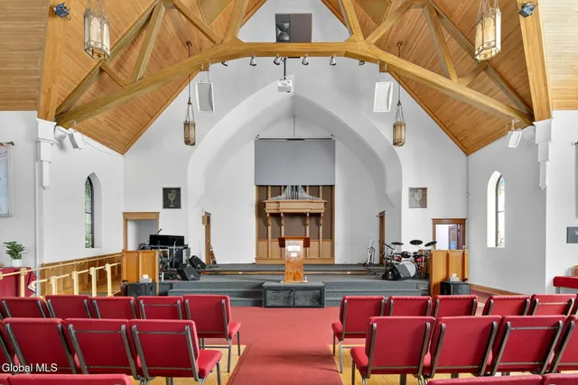 $2,000,000 | 585 Central Avenue, Albany, NY 12206