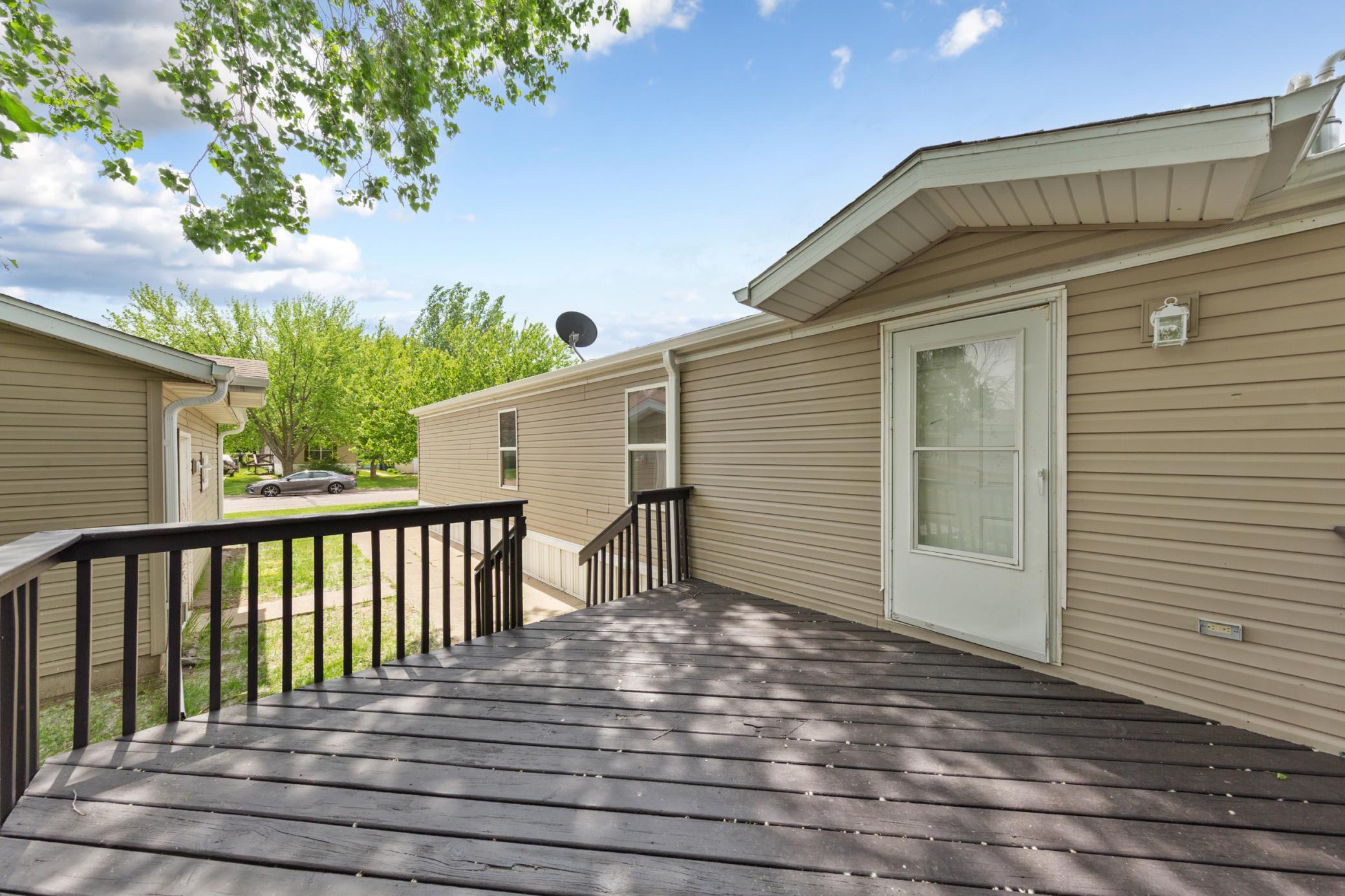 718 Rose Drive Faribault, MN 55021 - Photo 5 of 33