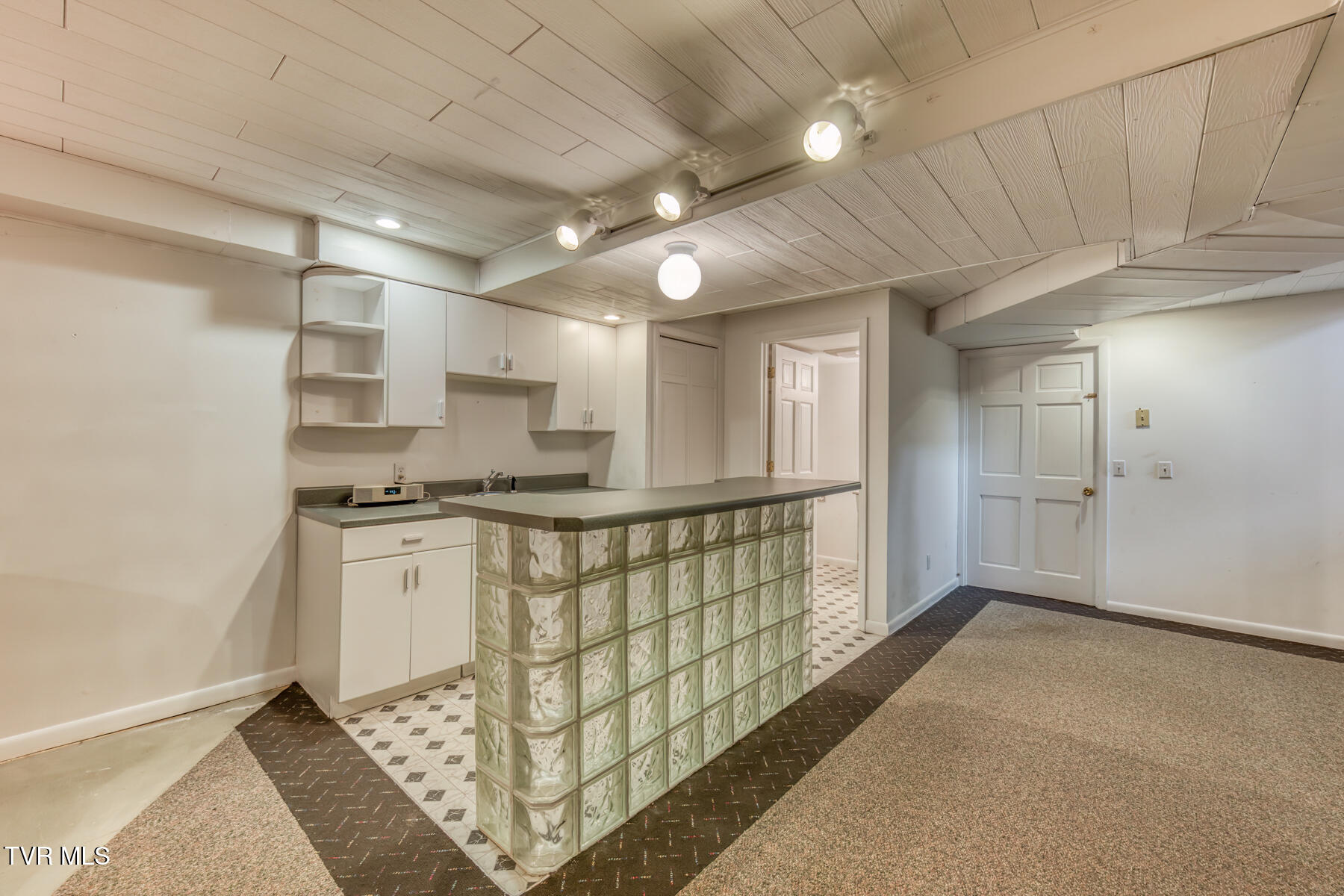 424 Jonesboro Road Piney Flats, TN 37686 - Photo 45 of 98 424 Jonesboro Rd-42