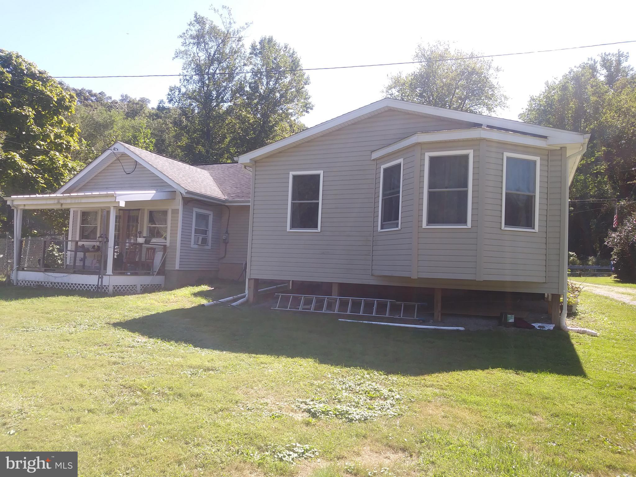 8897 Maple Grove Road Abbottstown, PA 17301 - Photo 8 of 14 View from the back