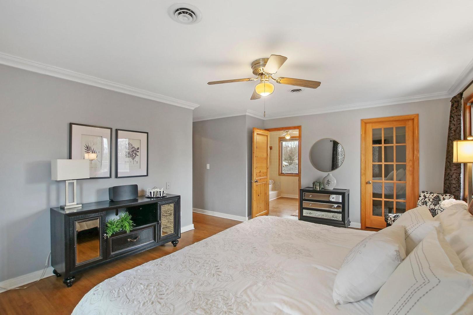 1041 Midway Road Northbrook, IL 60062 - Photo 19 of 26