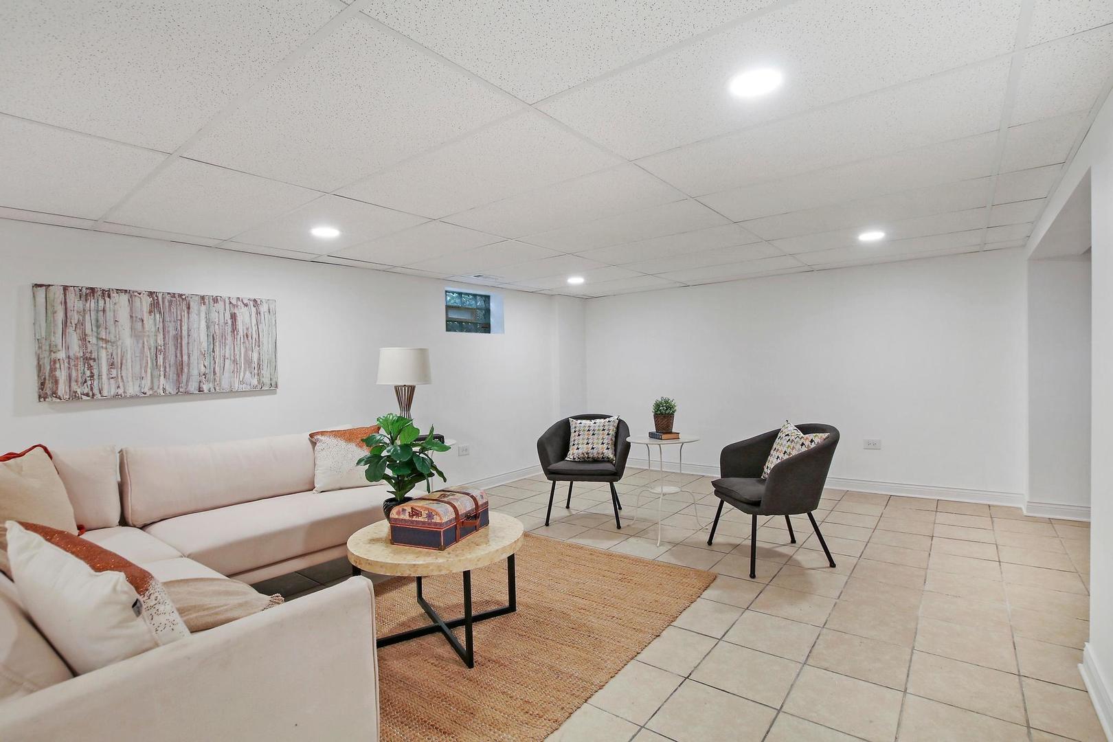 1041 Midway Road Northbrook, IL 60062 - Photo 21 of 26