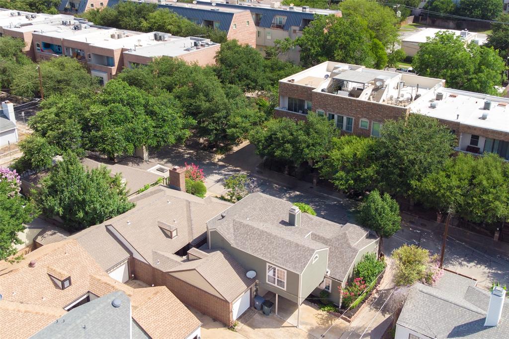 1415 Pecos Street Dallas, TX 75204 - Photo 24 of 25 an aerial view of house with yard