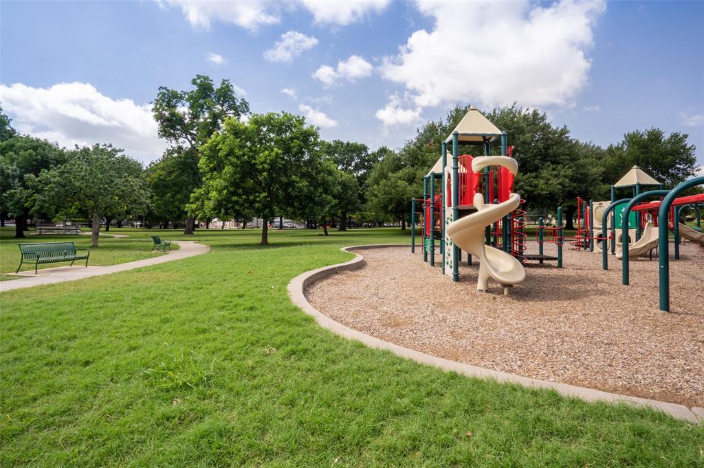 1415 Pecos Street Dallas, TX 75204 - Photo 25 of 25 a view of outdoor space